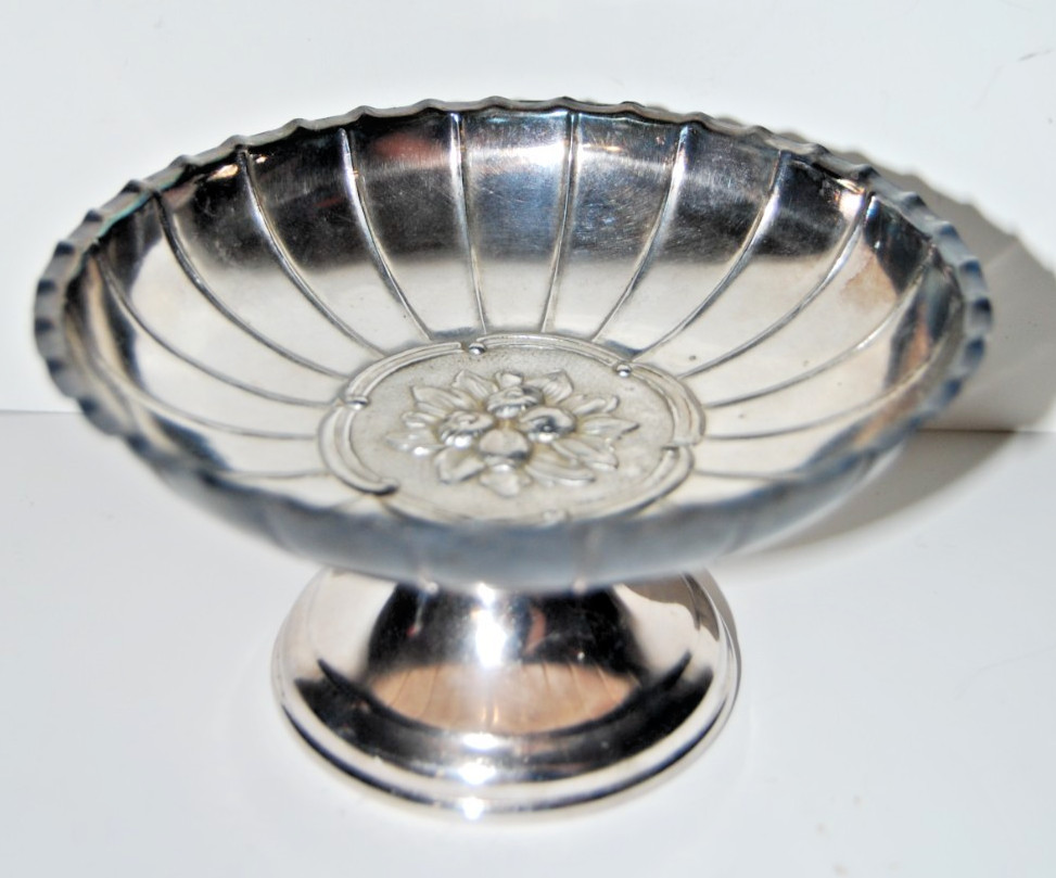 Vintage Raimond Made in Spain - Silver Plate Footed Pedestal Compote Candy Dish