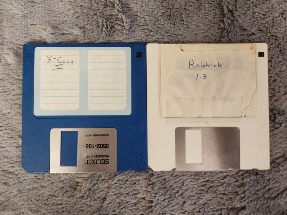 Vintage Floppy Disk DOS Games & USB Portable Diskette Drive