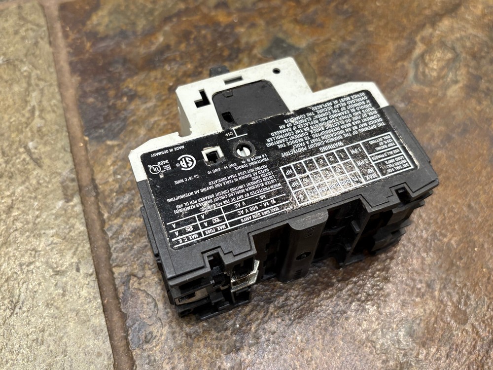 Klockner MOELLER PKZM0-1.6 MANUAL MOTOR STARTER Controller