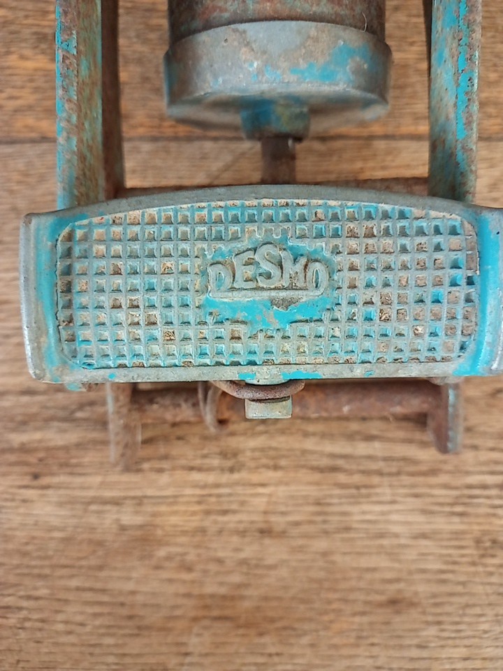Vintage Desmo Foot Pump