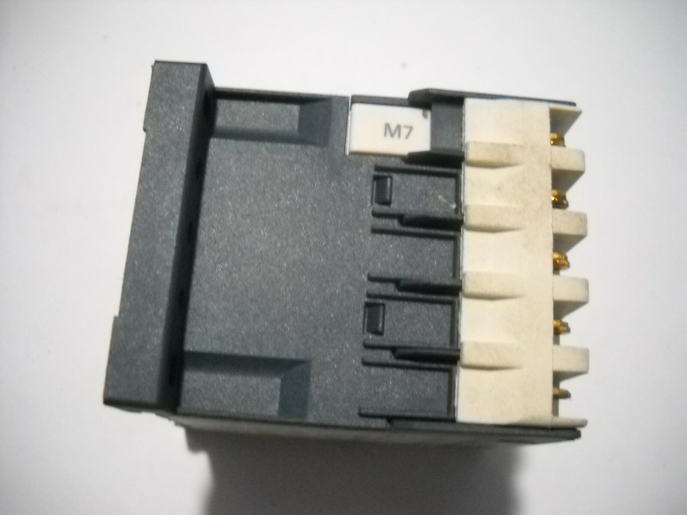 TELEMECANIQUE CA2KN317 M7 CONTACTOR