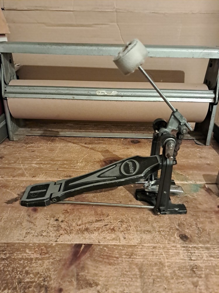 Pulse Single Chain Kick Drum Pedal Wih Clamp.