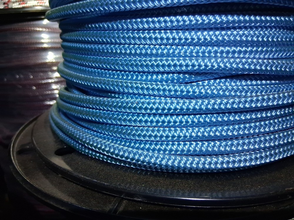 1/4 x 100 ft. Double Braid-Yacht Braid polyester rope. Light Blue