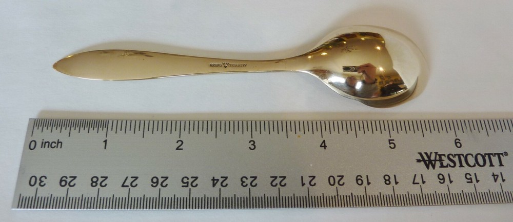 Dirigold Dirilyte Goldware Regal Flatware Serving Sugar Shell Bon Bon Dip Spoon
