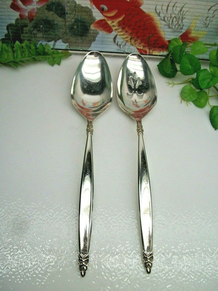 International 1847 Rogers  GARLAND  Silverplate Pierced & Solid Serving Spoons