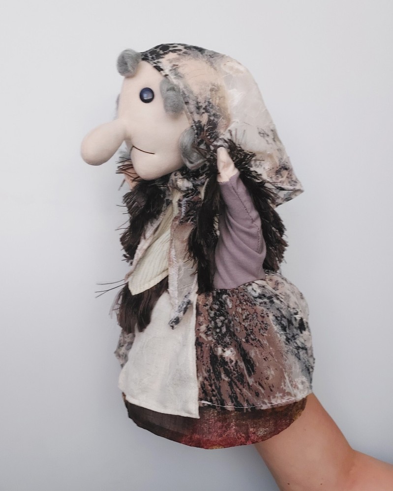 Klotild, the witch - handpuppet