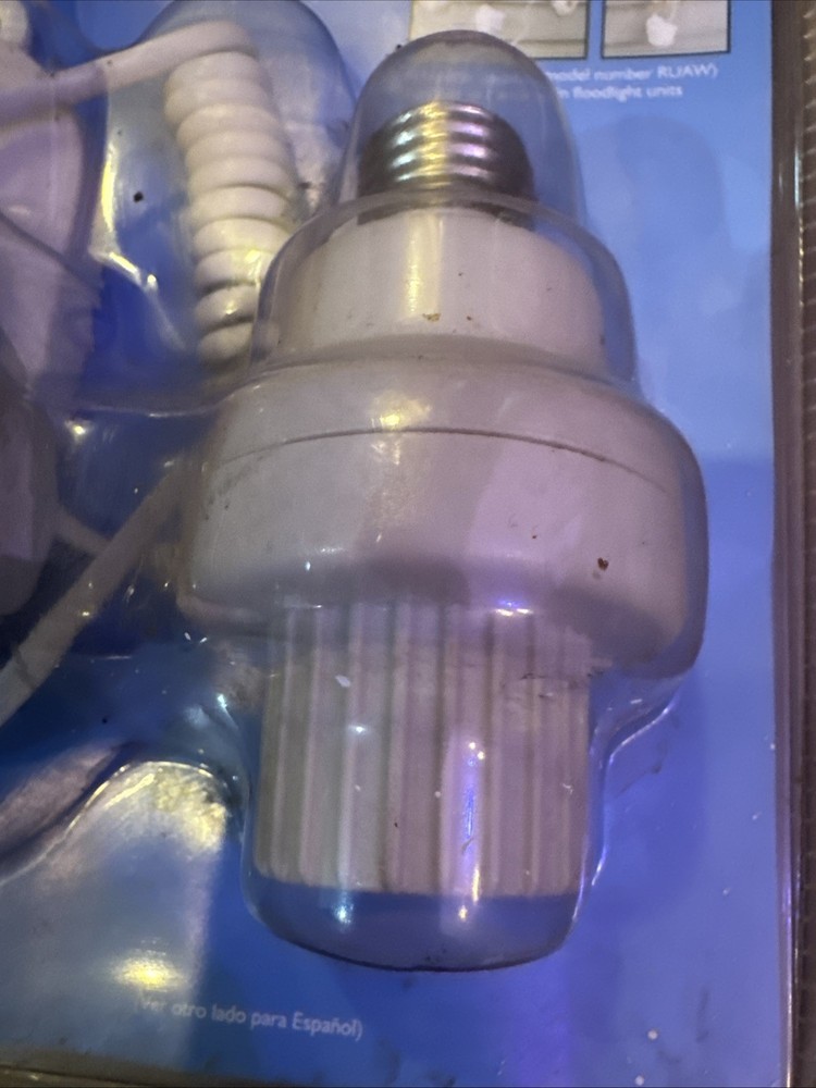 Cooper lighting Motion Activated Sensor Single Lite Adapter MSRU180W NIP