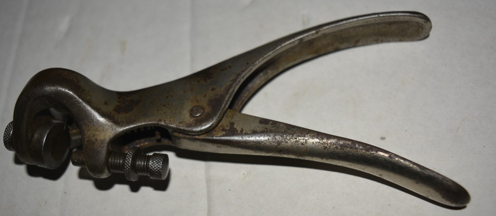 Vintage Lakeside Saw Set