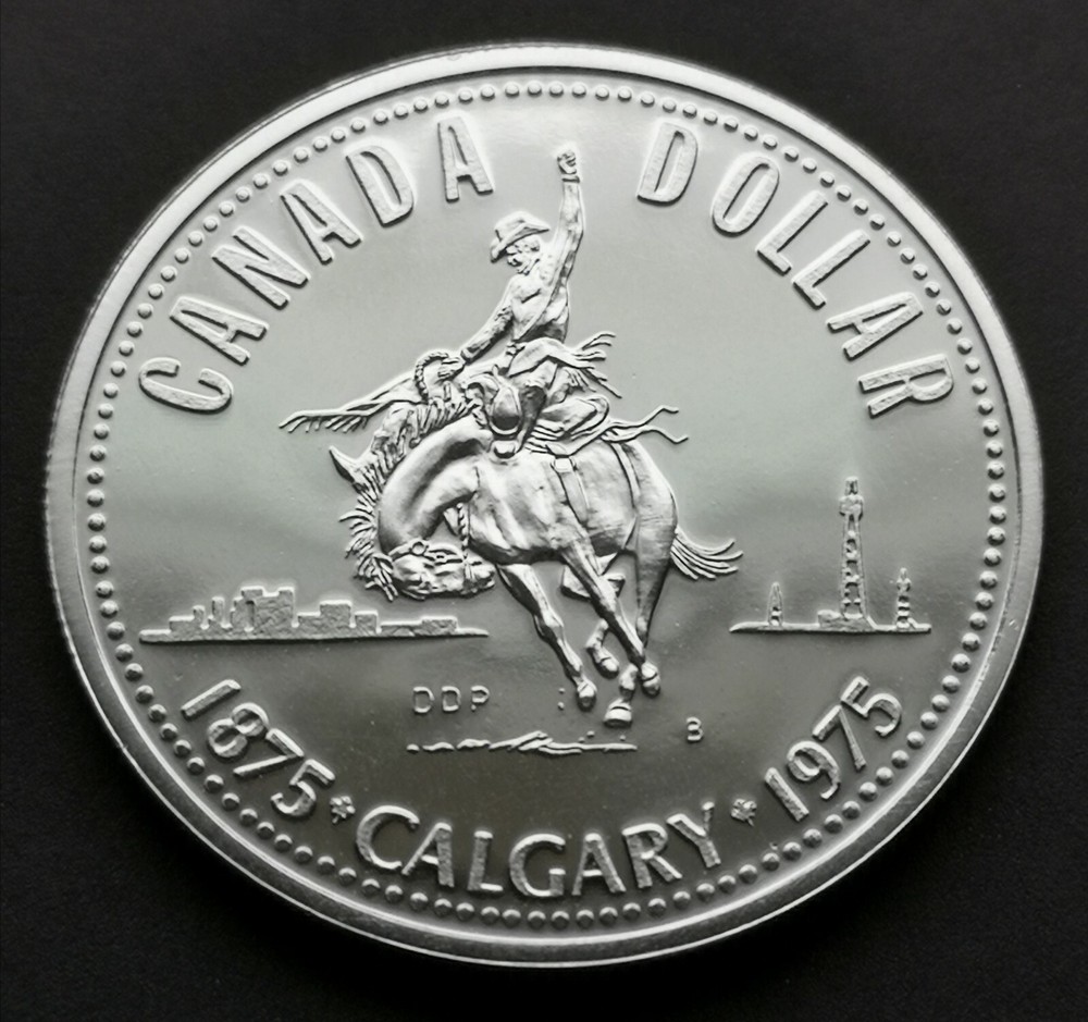 *** CANADA 1975 SILVER DOLLAR *** 1875 - 1975 CALGARY ***