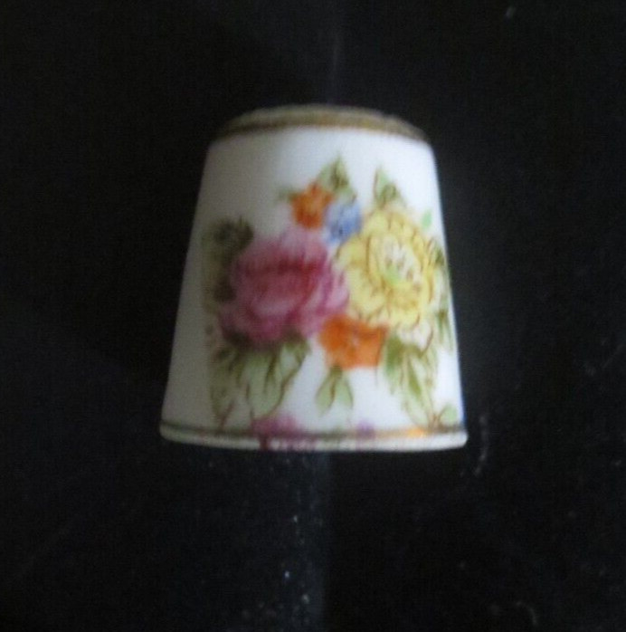 Porcelain Thimble