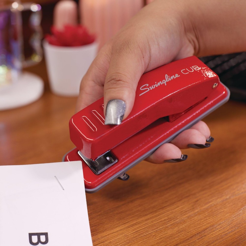 Compact Desktop Stapler 20 Sheet Capacity Metal Rio Red Jam Free Tacking compact
