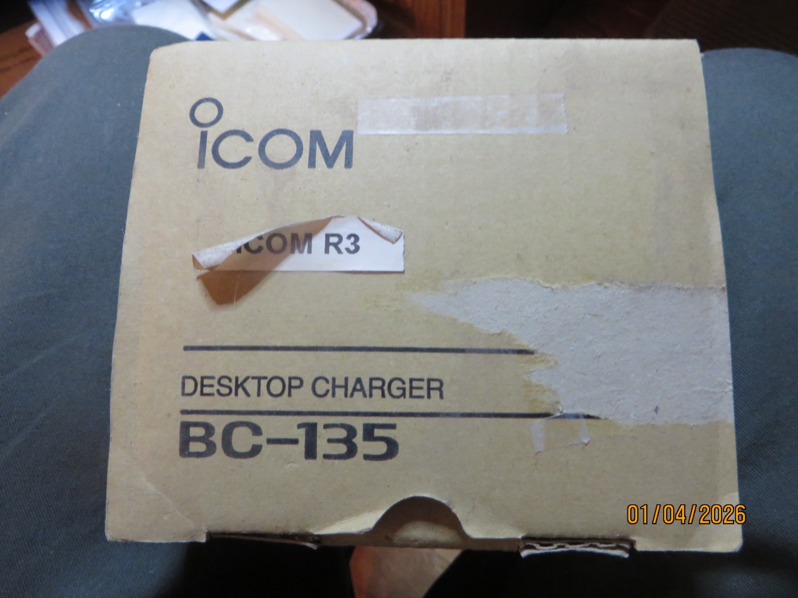 ICOM IC-R3 Handheld Wideband Communications Receiver .495 to 2450 MHz ++++