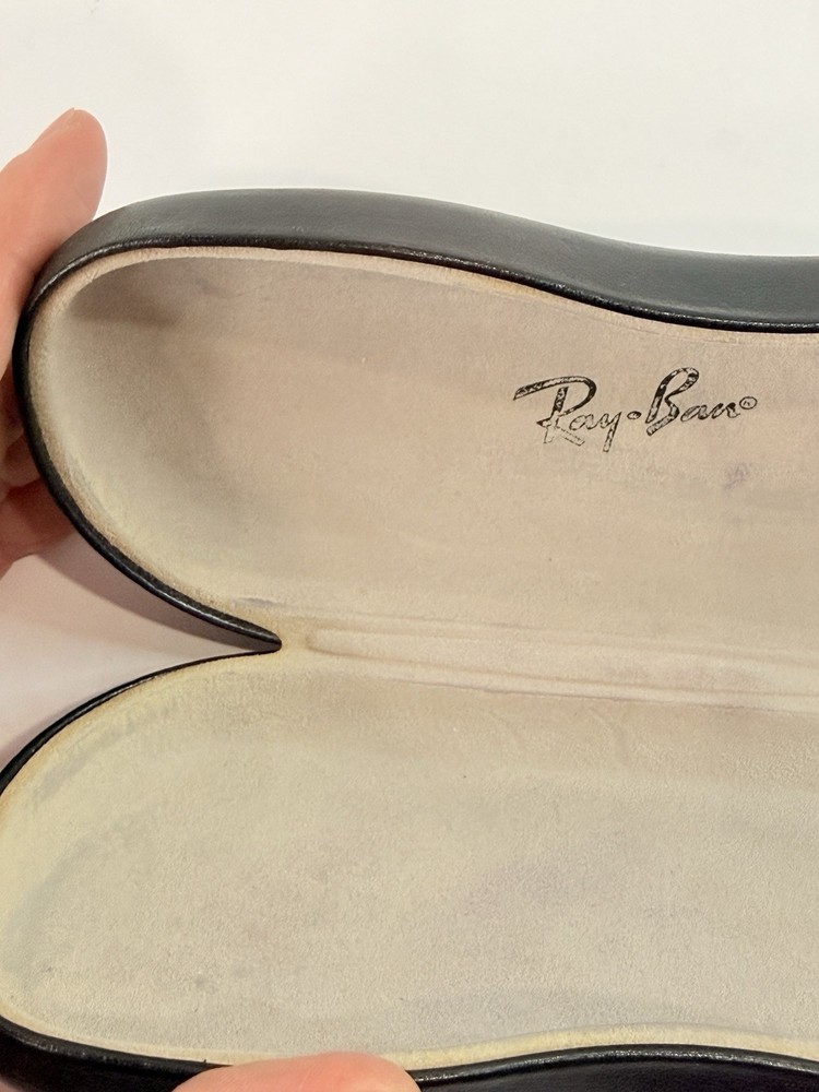 Ray-Ban Sunglasses Case Black Hard Shell Clamshell Eyeglass Case Replacement