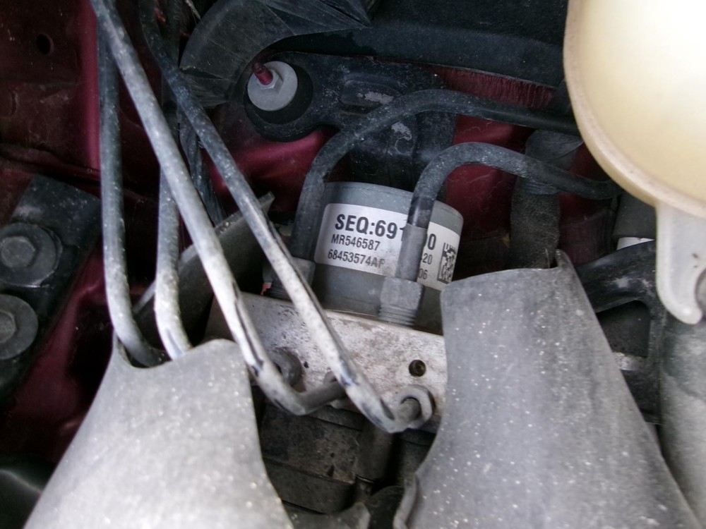 Used A/C Selector Switch fits: 2021 Chrysler Voyager front w/automatic engine st