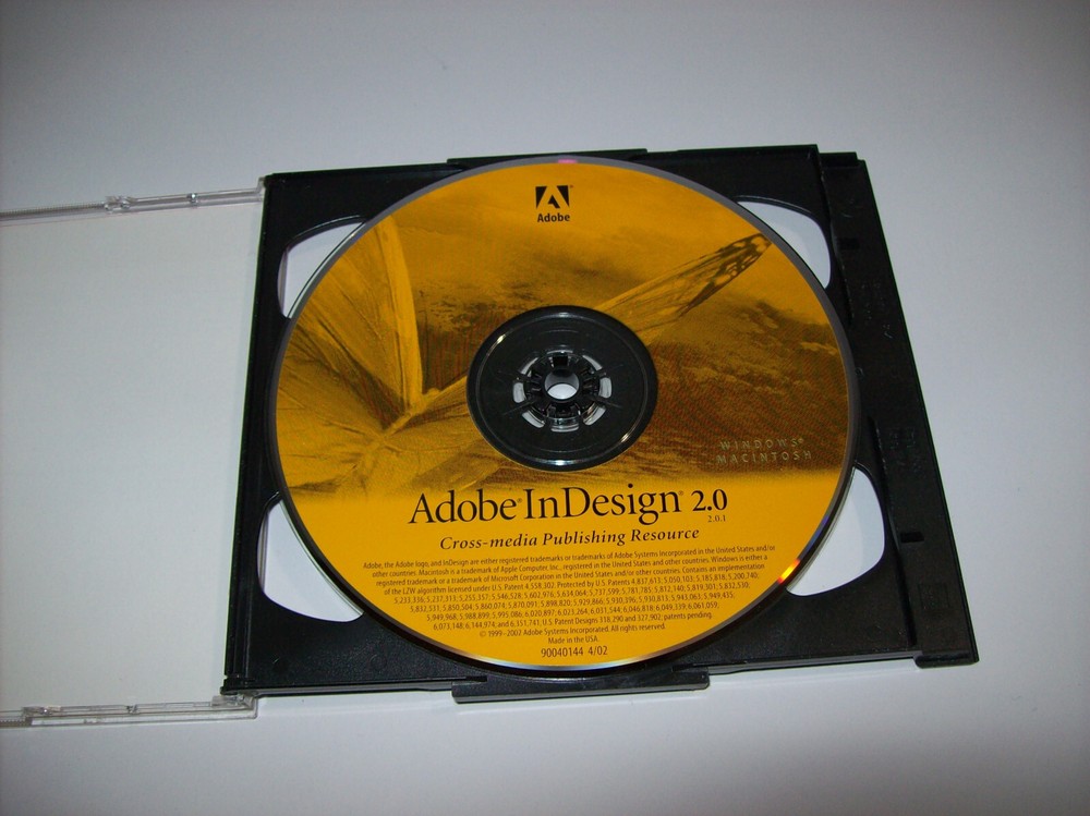 Adobe InDesign 2.0 Educational Version McIntosh 2 CDs with Serial no, x