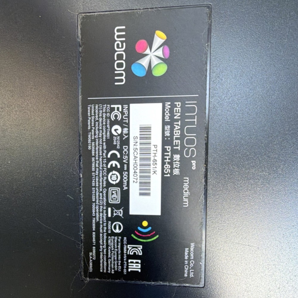 Wacom Intuos Pro PTH-651 Medium Graphics Tablet with Pen & USB Connectivity