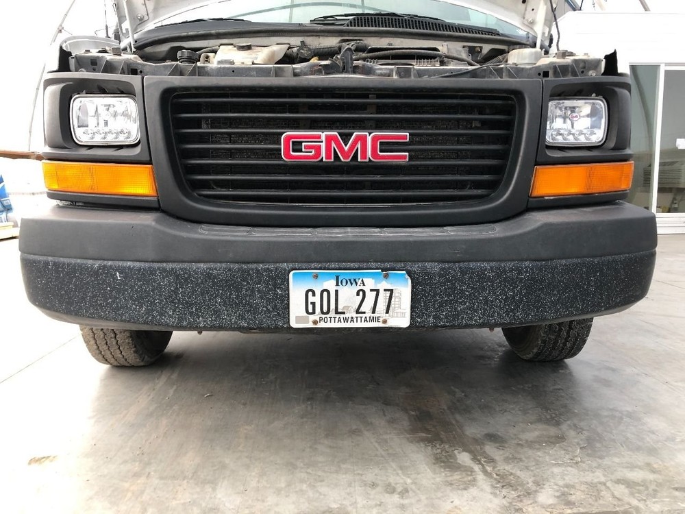 GMC CUBE VAN 1 PIECE STEEL Bumper - Used