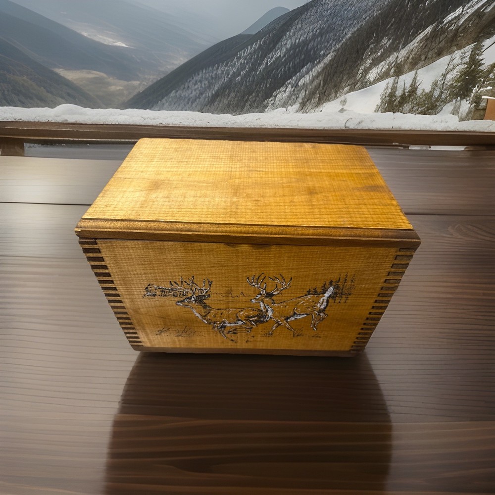🦌 **Handcrafted Solid Wood Stash Box / Ammo Chest – Rustic Lodge Style 🇺🇸🪵**