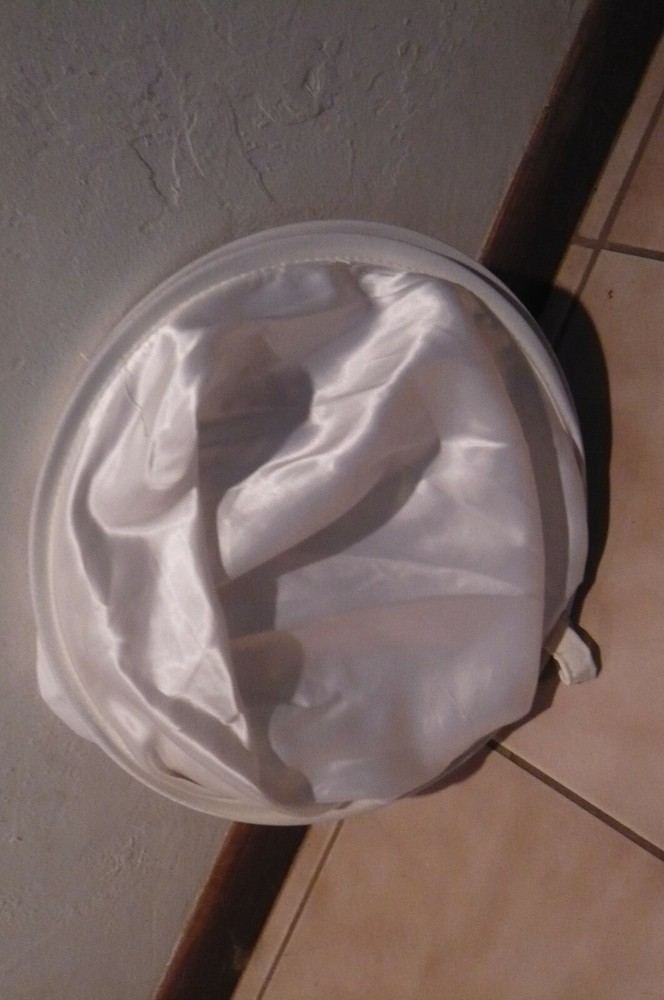 36" Collapsible White silky Light Reflector , NEW !