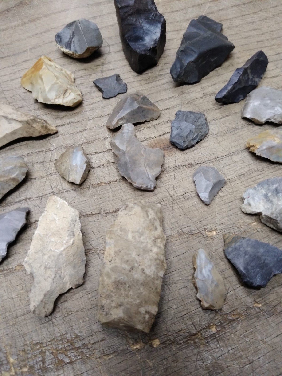 21 Piece Pennsylvania Native American Arrowheads Artifacts Tool Shards Lot