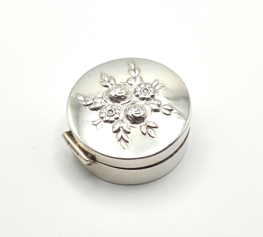 Sterling Silver Pill Box / Snuff Box - Hallmarked