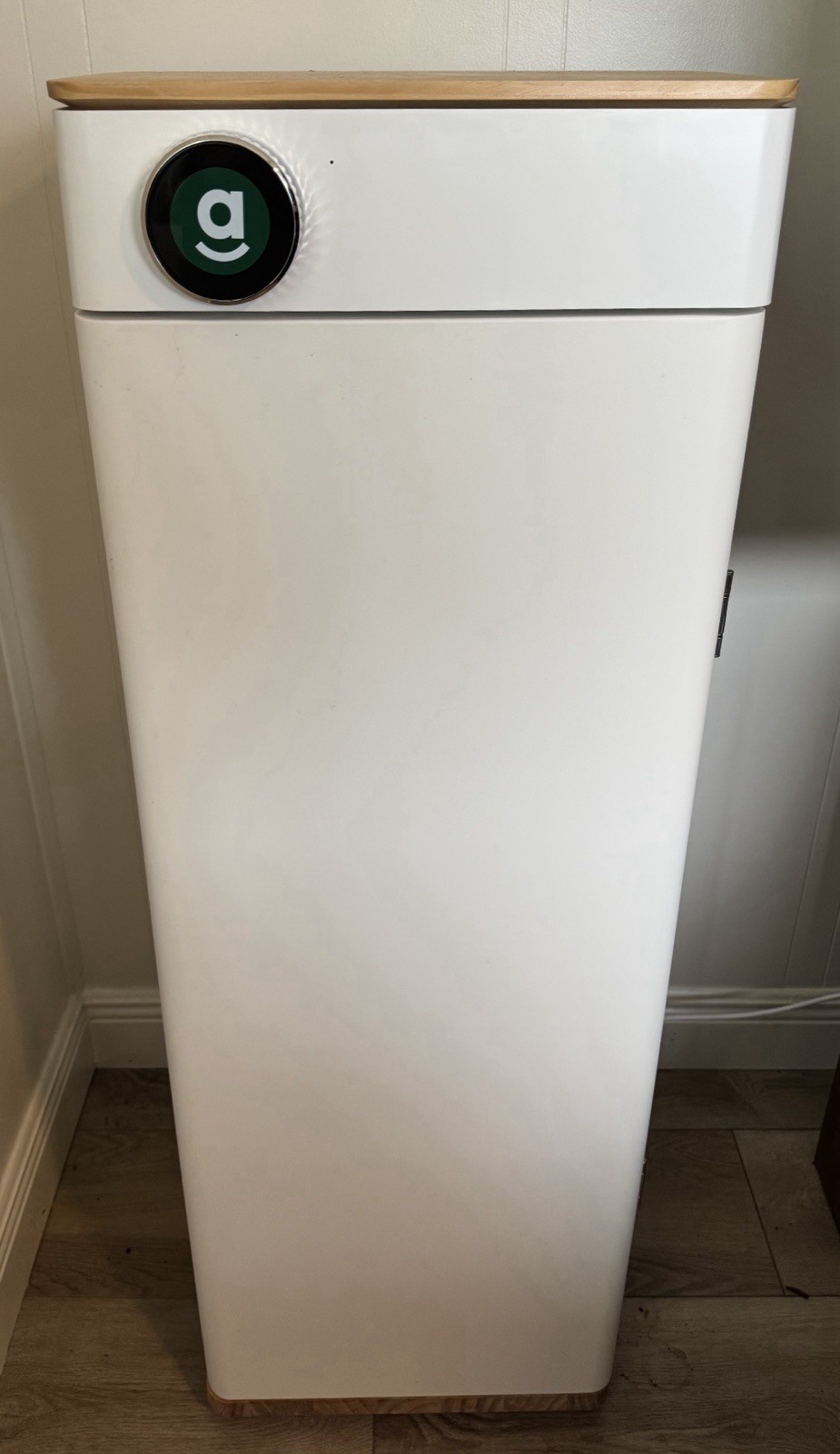 Hey Abby 420 Edition Hydroponic Grow Box (New Condition) With Accessories