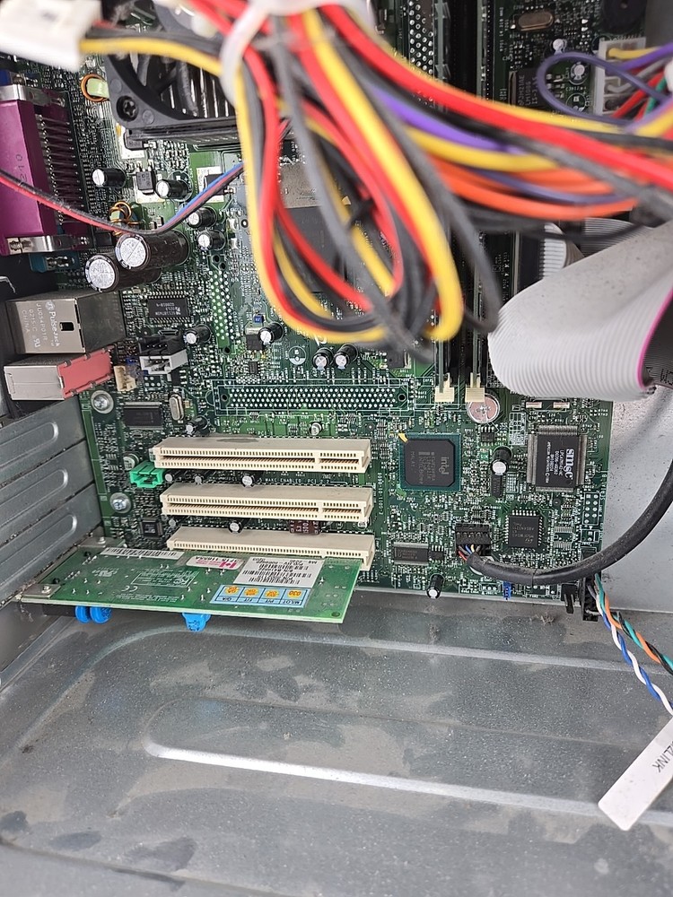 Gateway MFATXSTL KTH 300S Computer Intel Celeron Untested Read Description