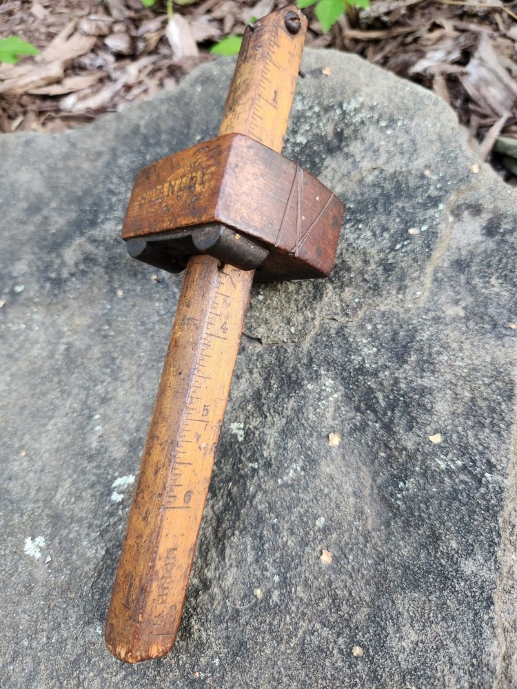 Stanley "moustache" marking gauge