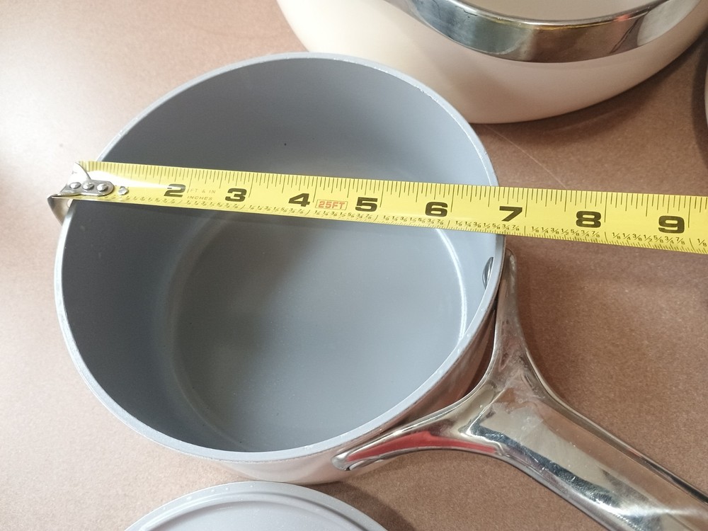 Caraway Ceramic Cookware Set – 3 pots/pans with lids