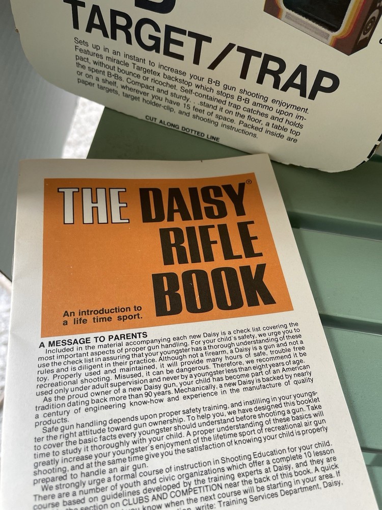 Vintage Daisy BB Target Trap In Box