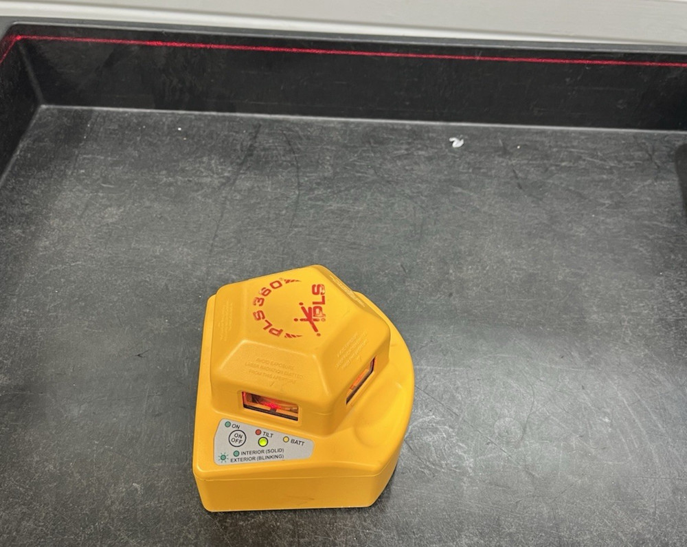 PLS 360 red laser level w/ bracket plus case