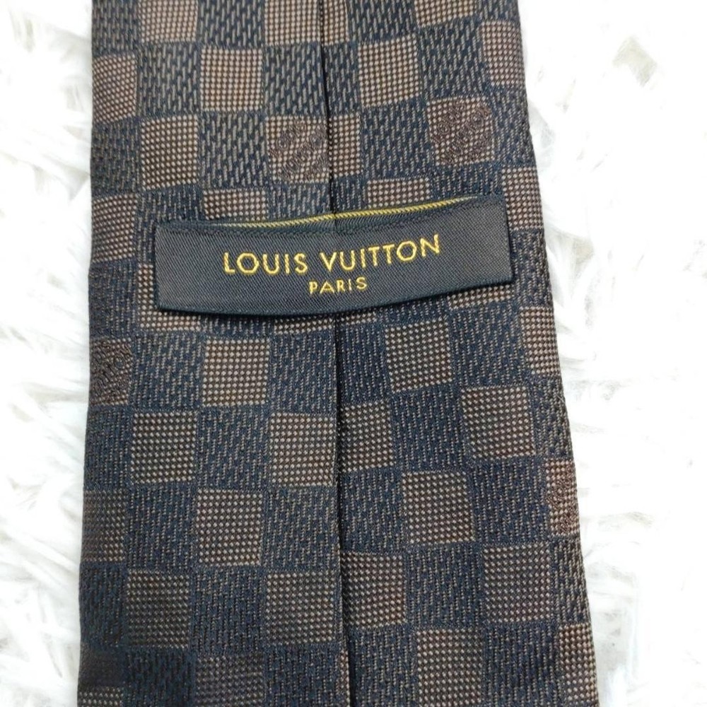 Louis Vuitton luxury silk tie Damier pattern dark brown