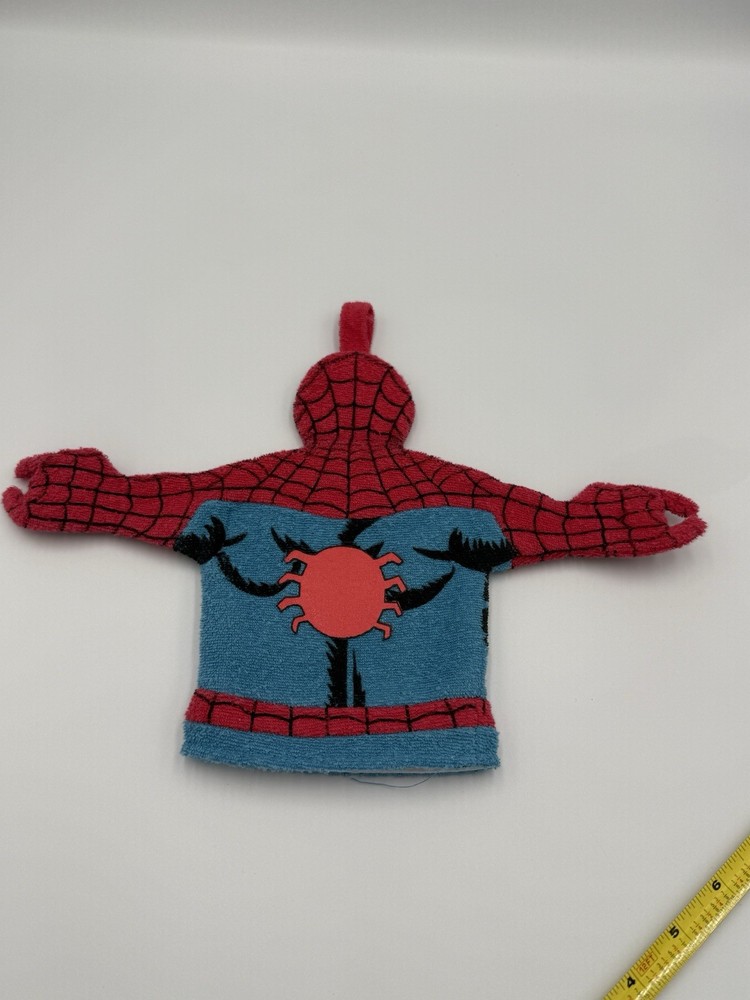 2004 Marvel Spider Man Cloth Hand Puppet. Collectable.