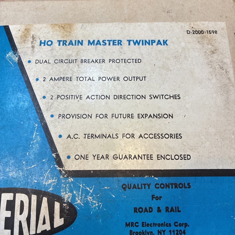Imperial HO Train Master Twin Pack D – 2000:1598. Untested.