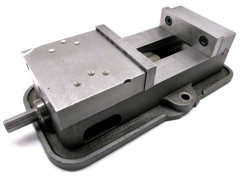 KURT ANGLOCK 6" MILLING MACHINE VISE w/ JAWS - #D60