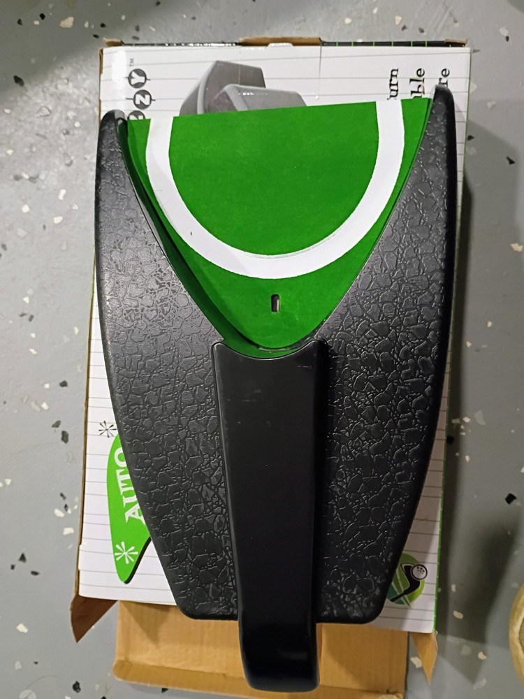 Buzzy Auto Putt Return Device NEW Lightweight Practice Golf Putting