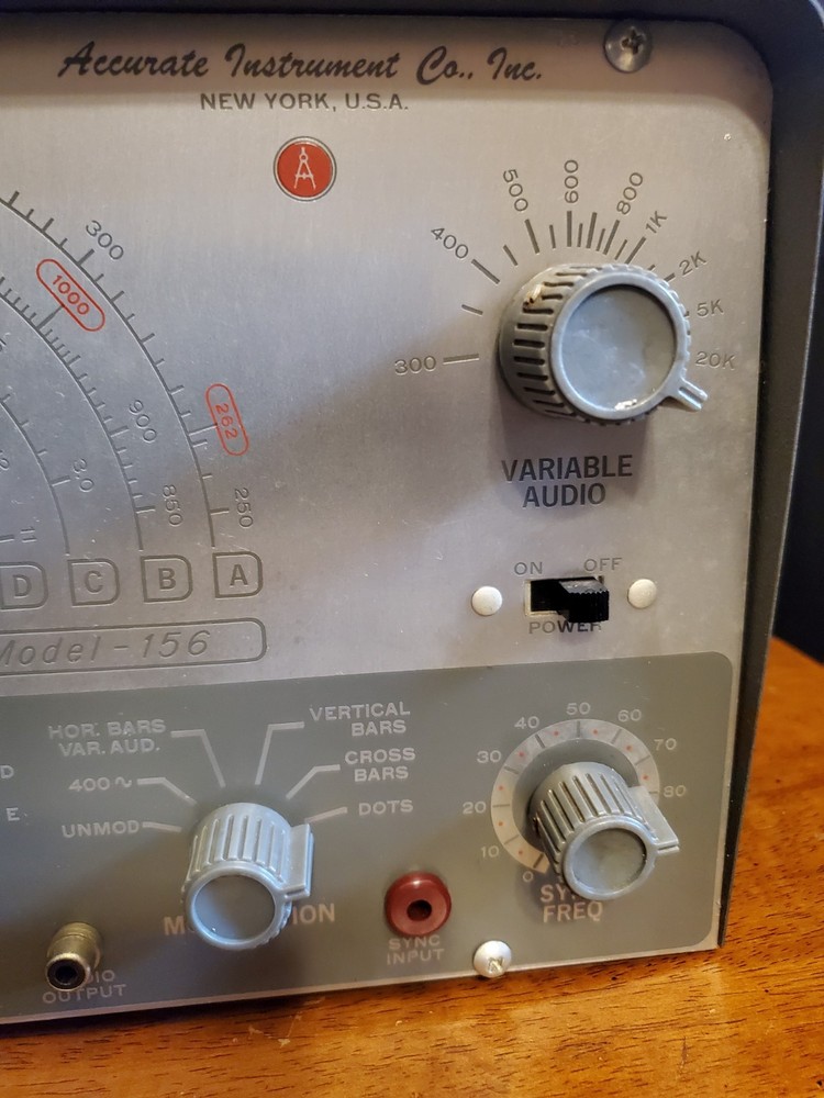 GENOMETER MODEL 156 VOLTMETER