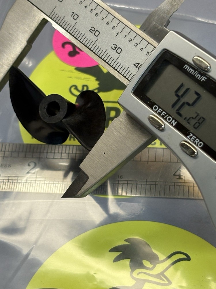 RC BOAT PROP NEW