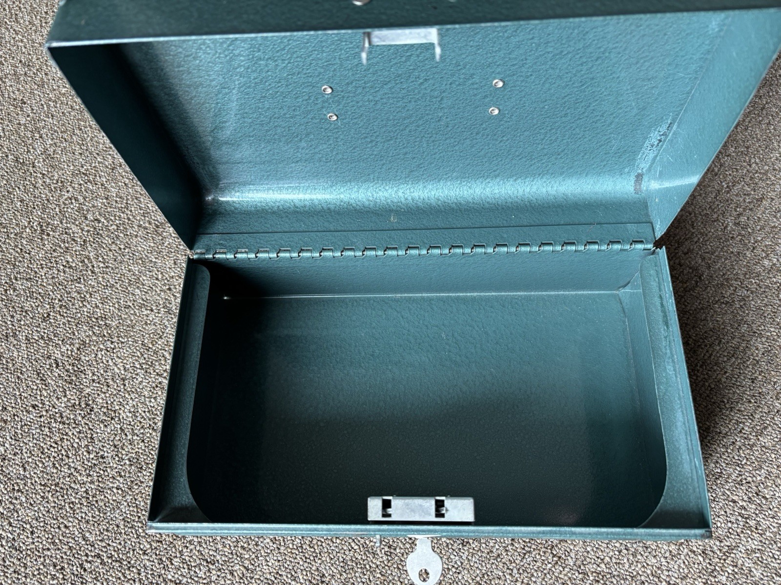 Vintage Green Metal Wards Master Quality 5 Drawer Tackle Box/Cash, Change Tray