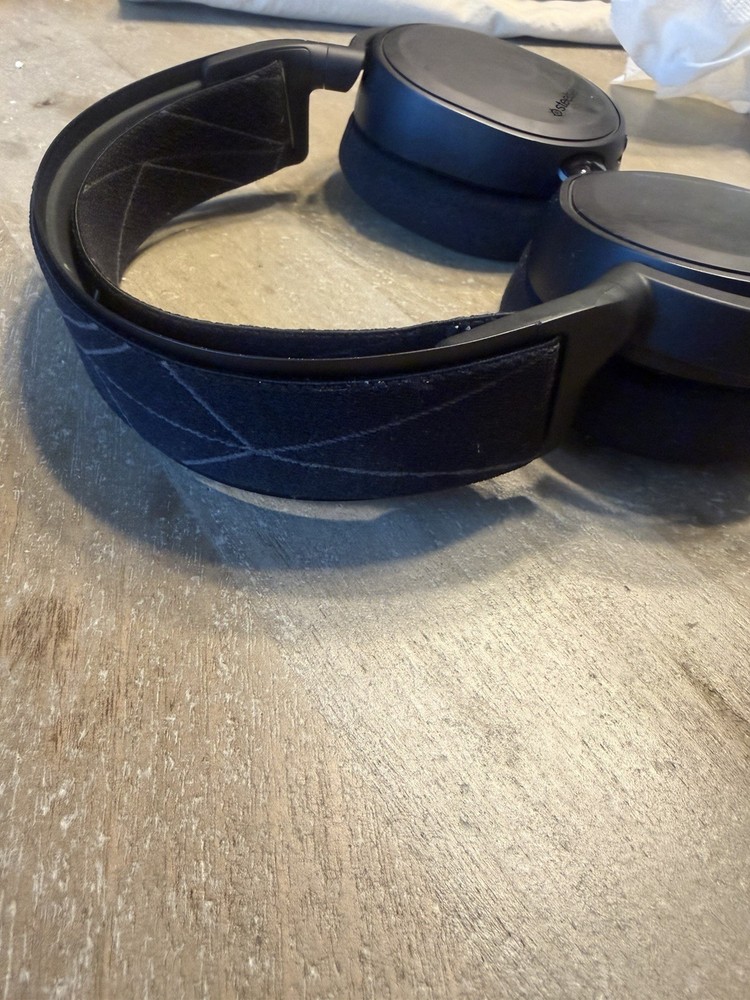 SteelSeries Arctis 7 Wireless Black Over-Ear USB Gaming Headset