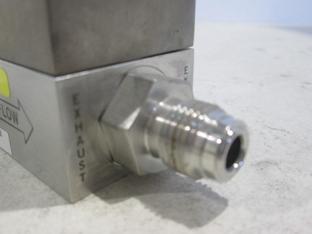 Unit, UFC-1500A, Mass Flow Controller, 1 L, O2, Used