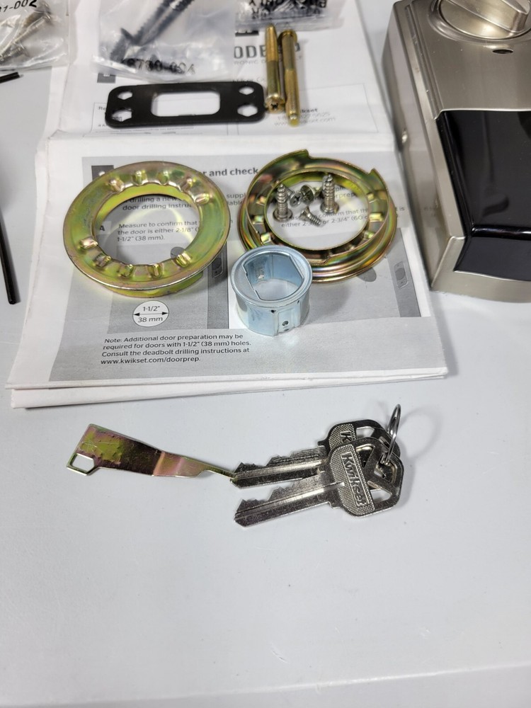 Kwikset Smart Code 915-Touchscreen Electronic Deadbolt w/Tustin Lever AS IS READ