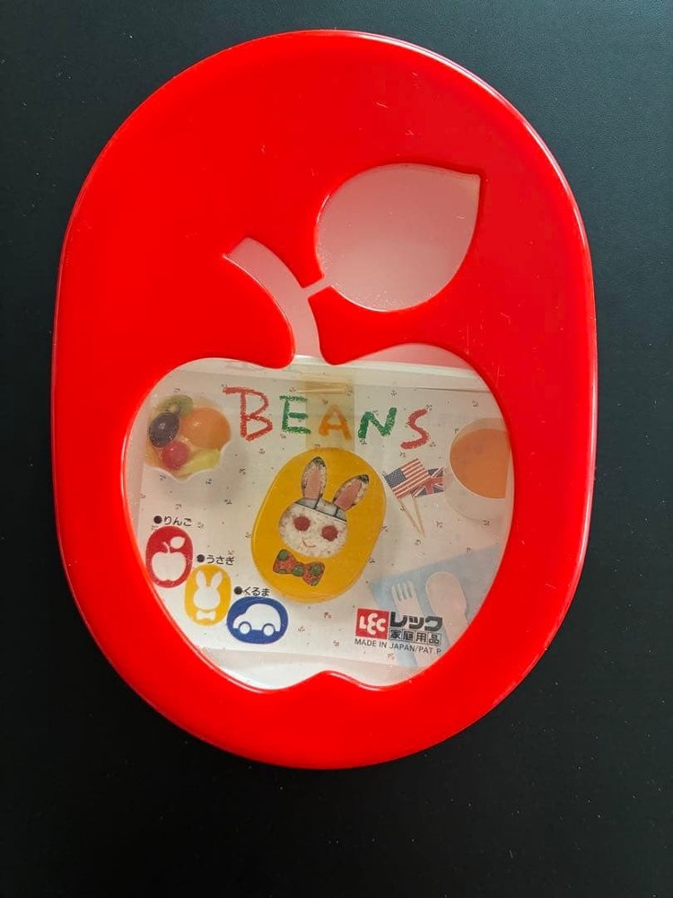 Showa retro bento box with visible inside apple