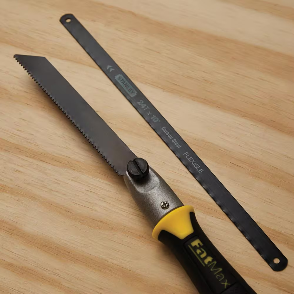 4.5 In. Tooth Saw with Plastic Handle