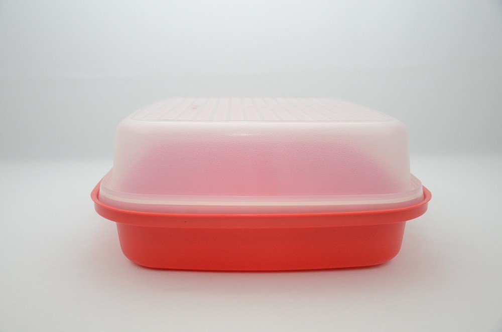 Tupperware Season Serve Red New