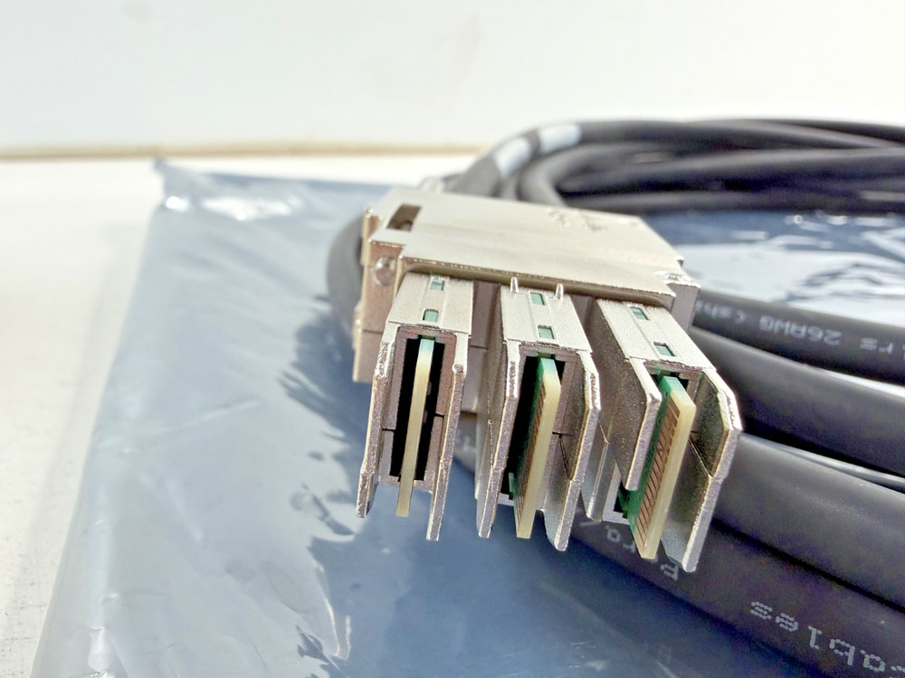 CISCO 800-40405-01/STACK-T1-3M StackWise-480 3Meter Stacking Cable