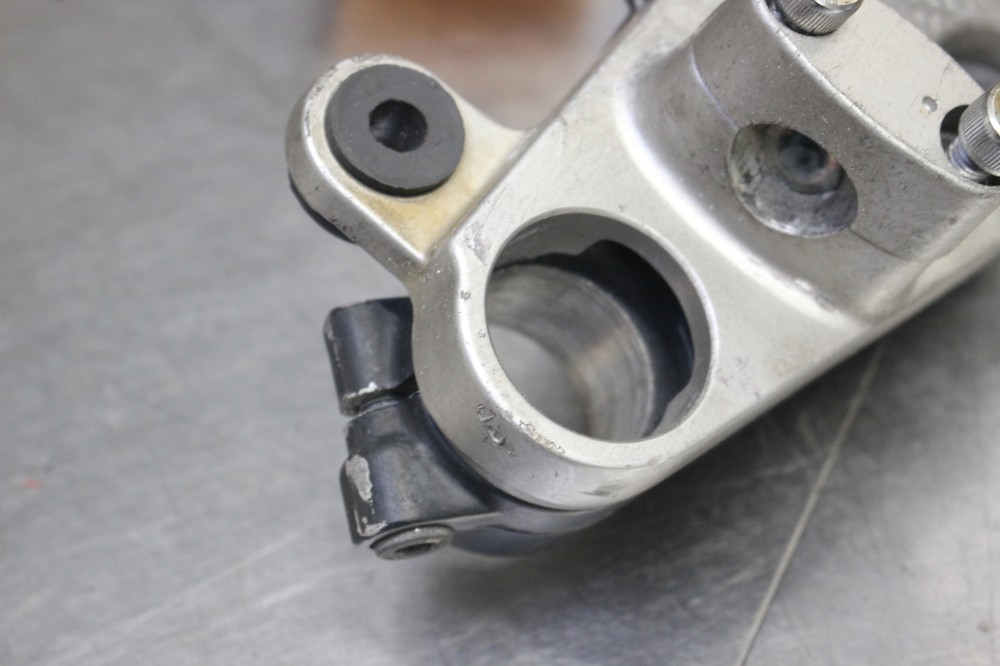 2001 Suzuki GS500 Upper Triple Tree Clamp