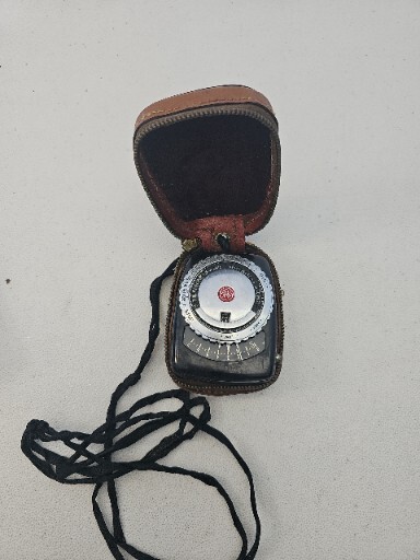General Electric GE Exposure Meter Type PR-1 with Leather Case