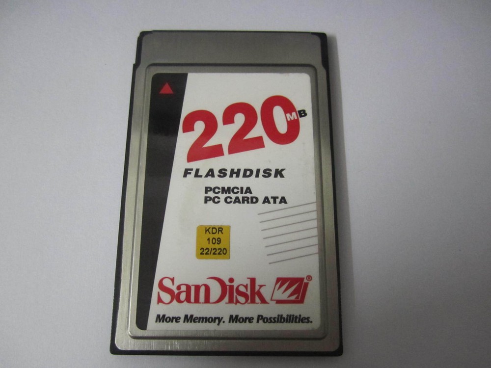 Sandisk PC Card 220MB Flash disk PCMCIA PC Card