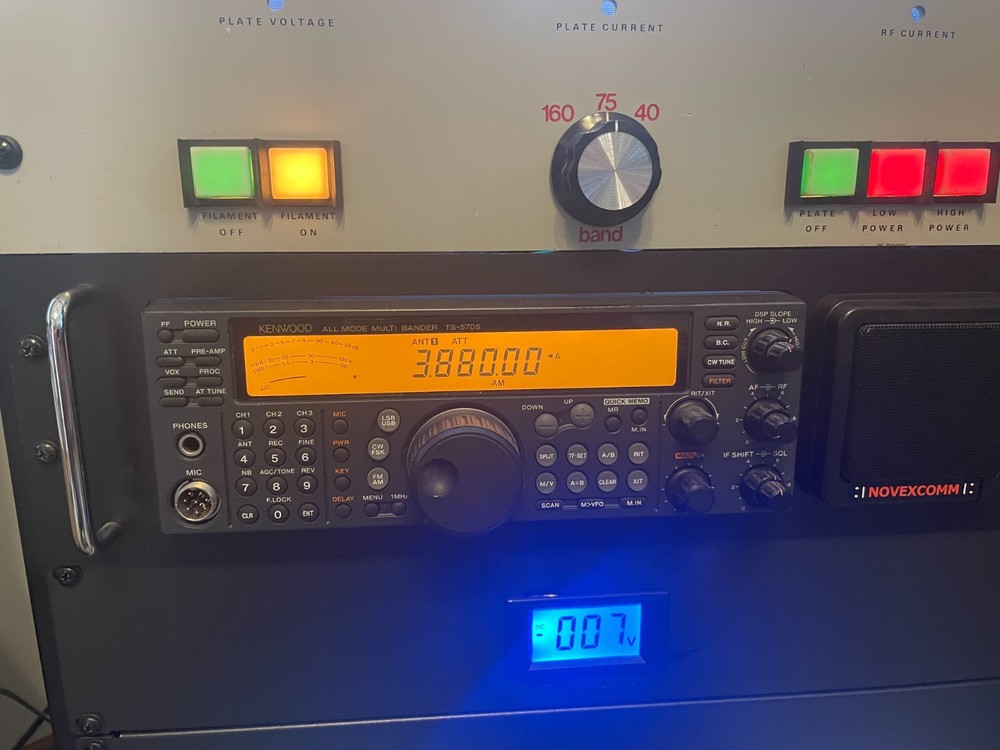 Collins 20V-3 AM Broadcast Transmitter 40-75-160 HRO-60